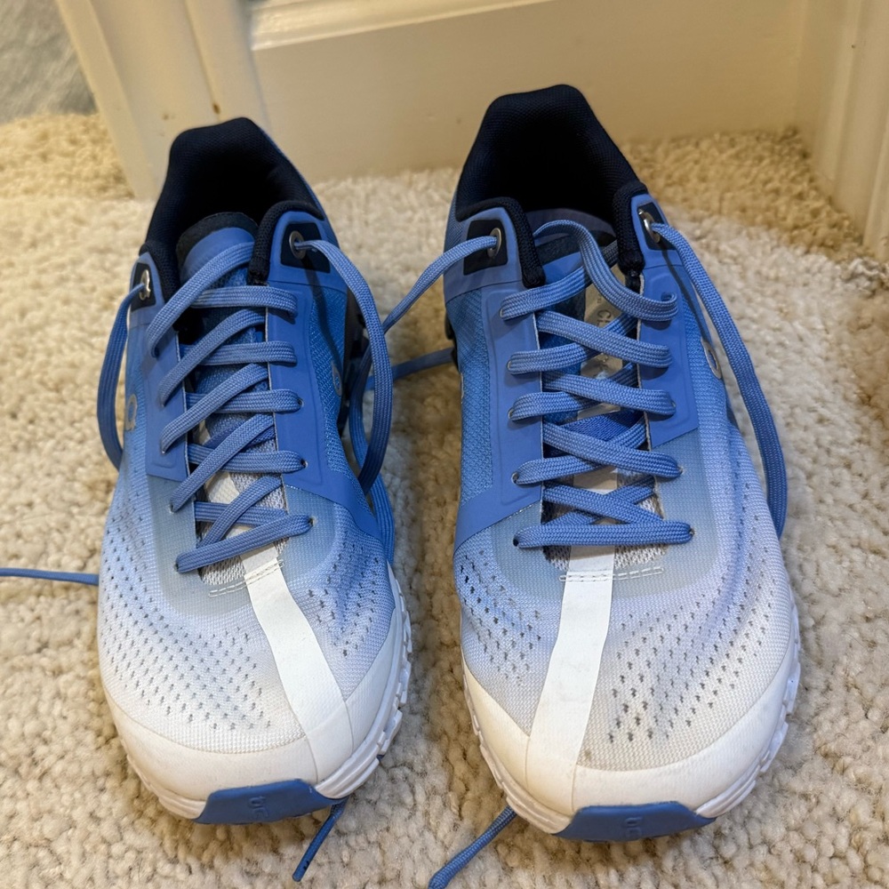 Women’s on cloud flow blue/white ombré size 6.5 - Picture 5 of 5